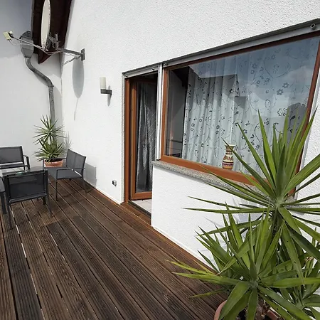 Maisonette Ferienunterkunft Zum Rotenfels * Traisen